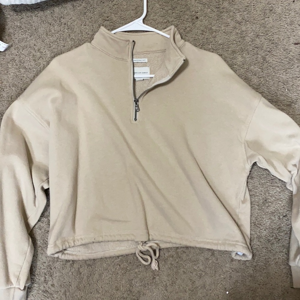 American Eagle cropped half zip